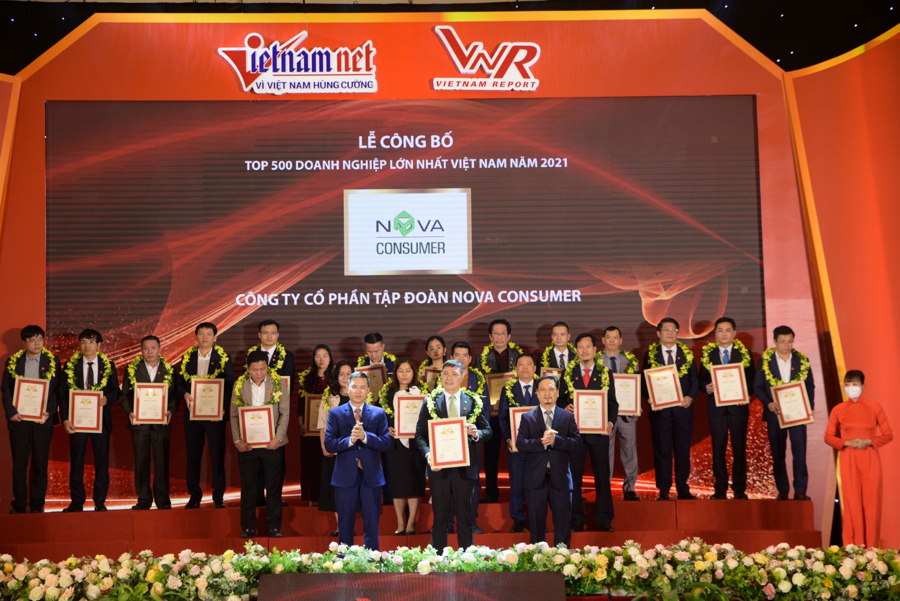 Announcement Ceremony of Top 500 Largest Enterprises in Vietnam 2021 named Nova Consumer